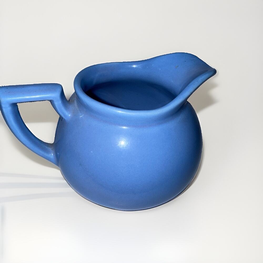Vintage Lipton's Tea Periwinkle Blue Tea Creamer Pitcher Pot 4”